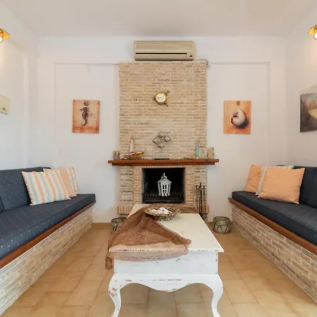 Ammoudi Harmony * Amoudi